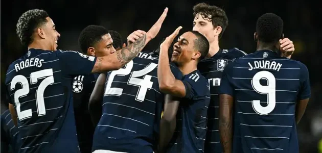 الهلال يحاول خطف نجم أستون فيلا