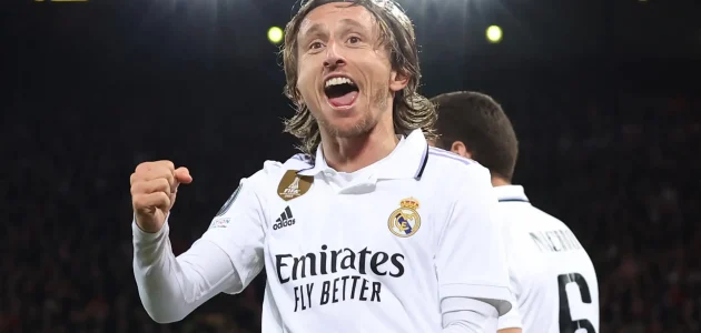 مشجع نادي إيه سي ميلان يانيك سينر متحمس لإمكانية التعاقد مع لوكا مودريتش