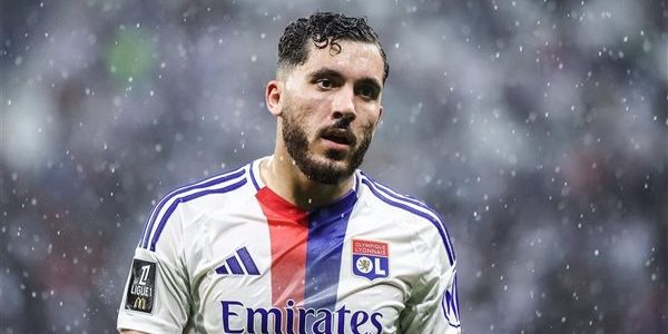 رسمياً مانشستر سيتي يتوصل إلى اتفاق نهائي لضم ريان شرقي من ليون